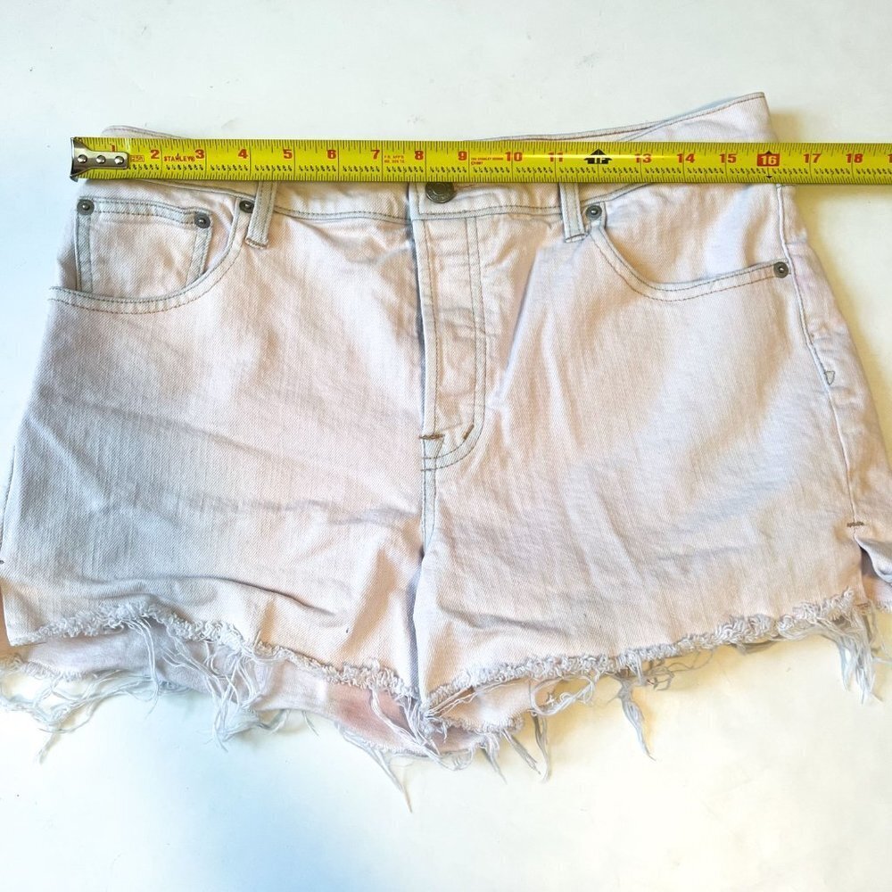 GAP High Rise 3" Denim Shorts in Spring Pink.  size 31" - Picture 11 of 14